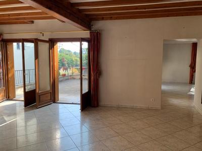 Maison - 174 m² - 6 pièces