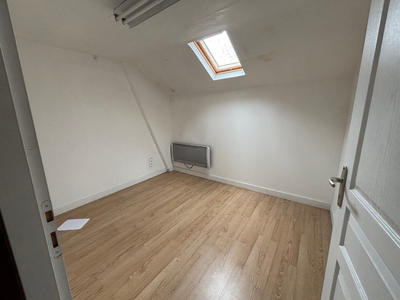 Local commercial - 810 m²