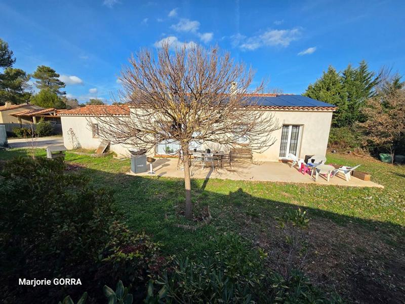 Maison - 94 m² - 4 pièces
