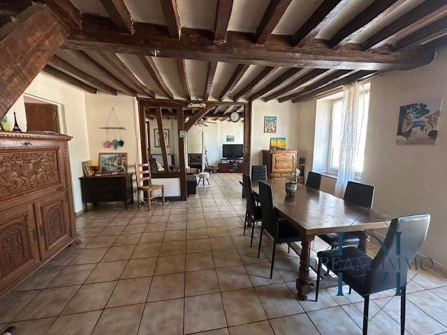 Maison - 112 m² - 4 pièces