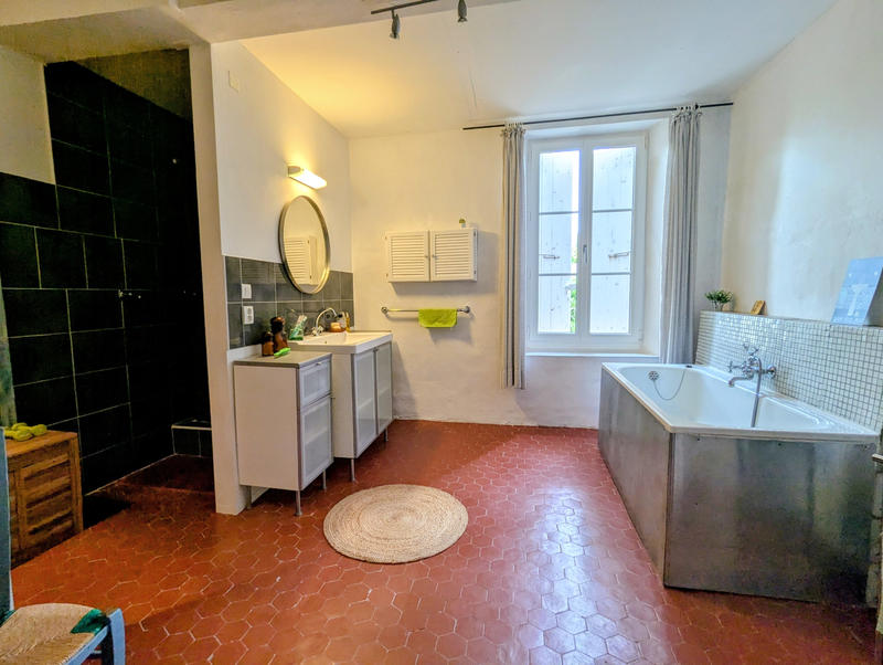 Maison - 152 m² - 6 pièces