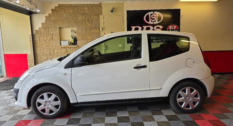 Citroën C2 Ph 2 1.1 l Clim 4cv Ct Ok Tres Belle ! Peu de Km