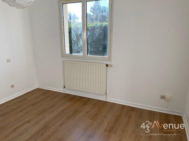 Maison - 122 m² - 5 pièces