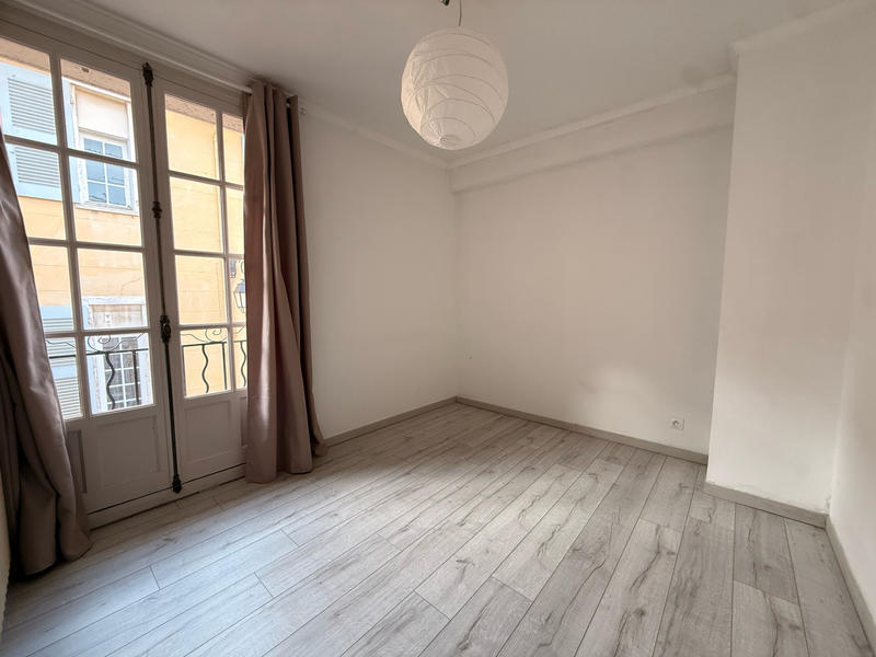 Appartement - 70 m² - 4 pièces