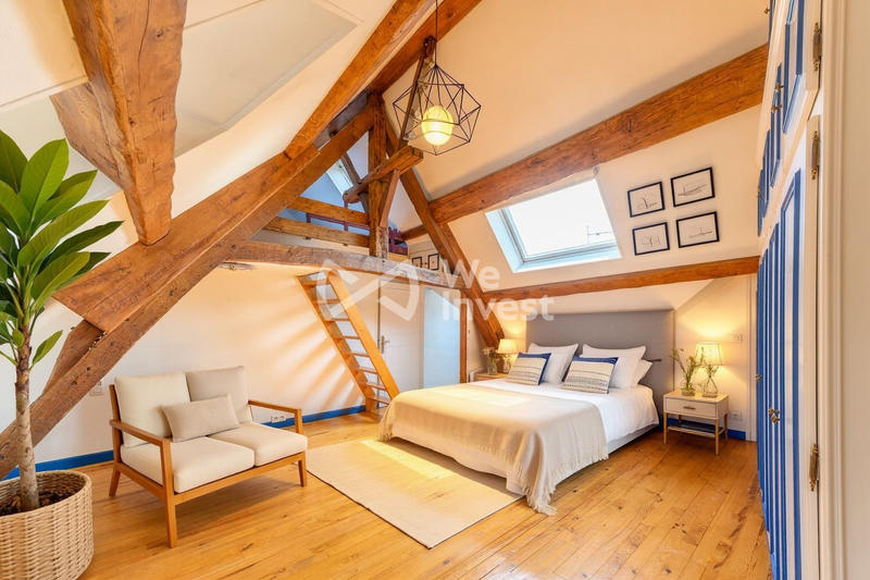 Duplex - 187 m² - 10 pièces