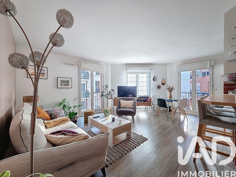 Appartement - 100 m² - 5 pièces