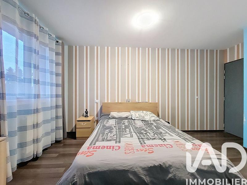 Maison - 217 m² - 8 pièces