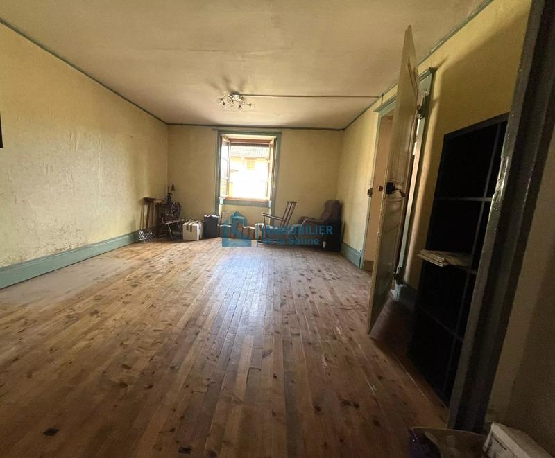 Maison - 97 m² - 4 pièces