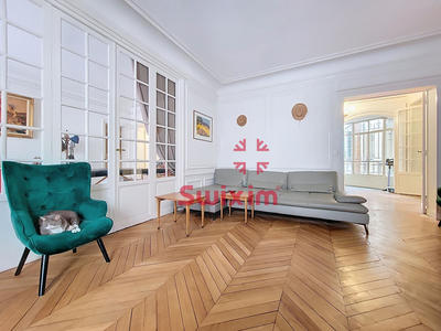 Appartement - 187 m² - 6 pièces