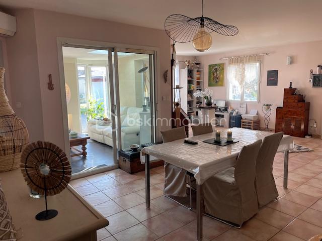 Maison - 104 m² - 4 pièces