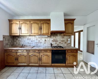 Appartement - 82 m² - 5 pièces