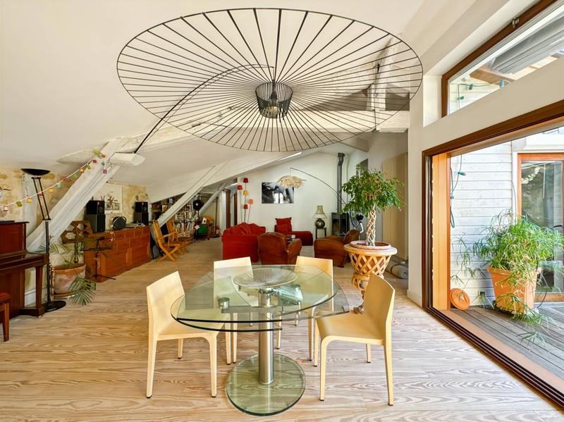 Appartement - 128 m² - 3 pièces