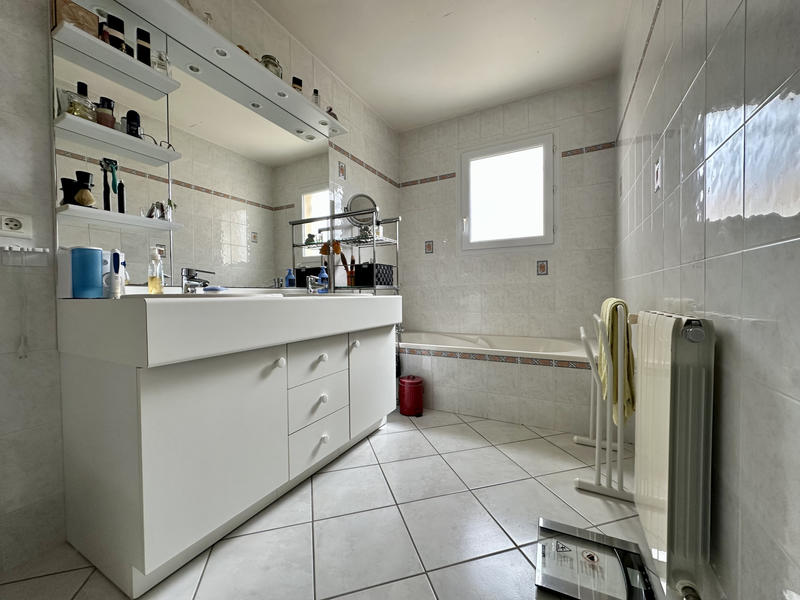 Maison - 165 m² - 7 pièces