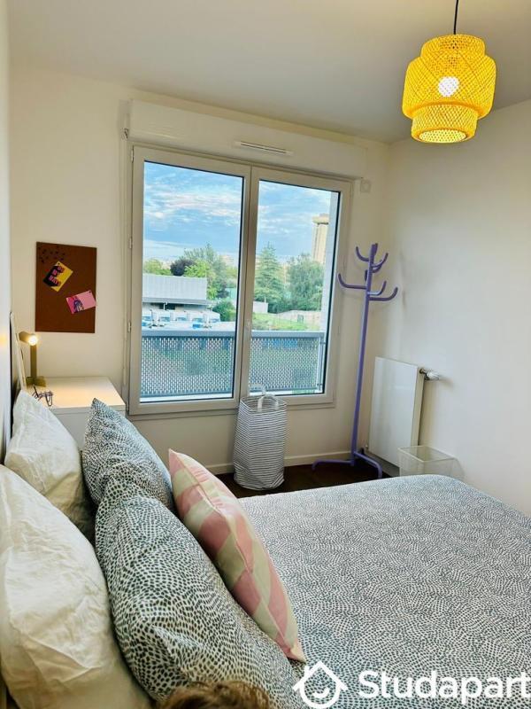 Chambre - 10 m² - 1 pièce