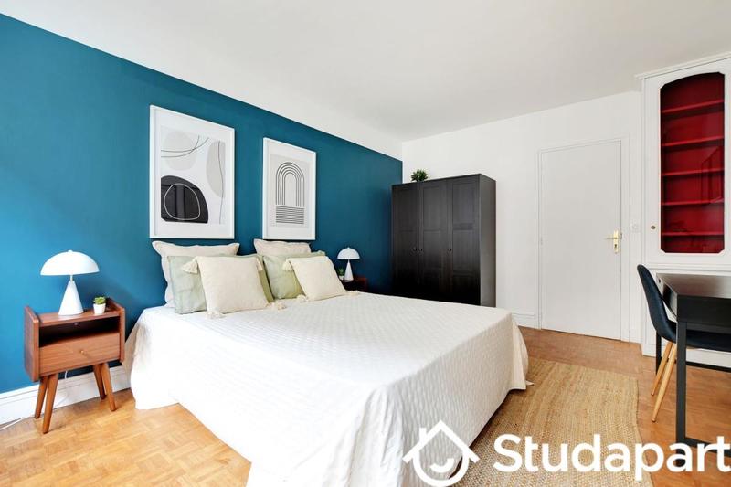 Chambre - 11 m² - 1 pièce