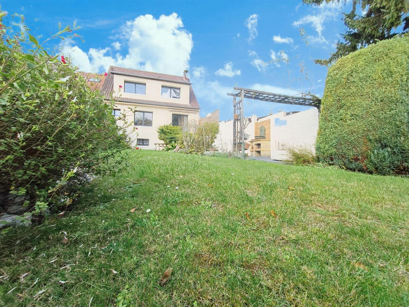 Maison - 155 m² - 5 pièces