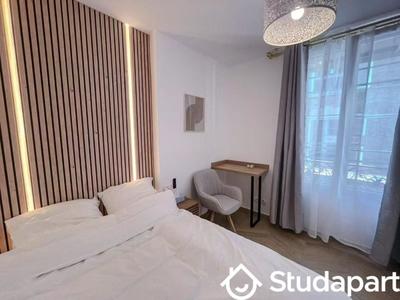 Chambre - 13 m² - 1 pièce