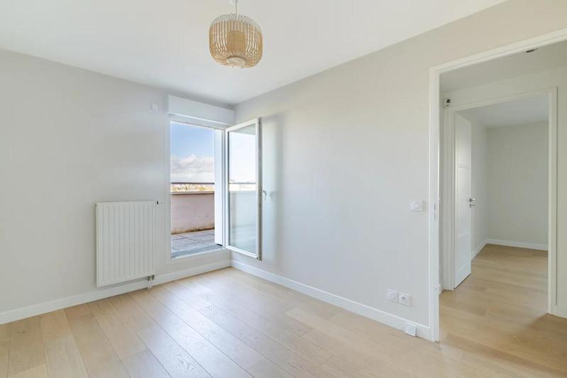 Appartement - 104 m² - 5 pièces