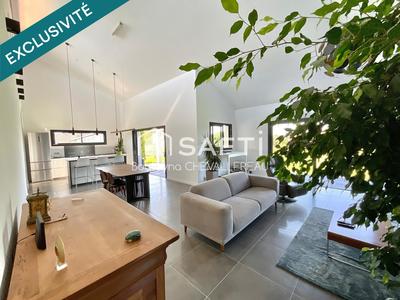 Maison - 100 m² - 4 pièces