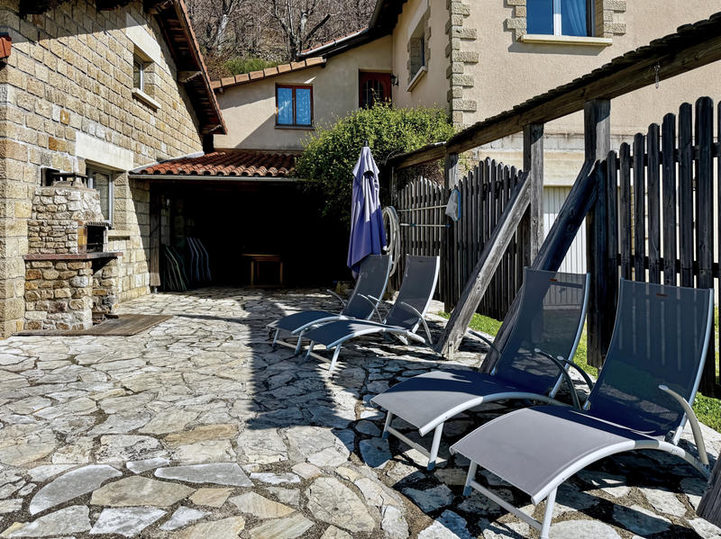 Propriété - 357 m² - 13 pièces