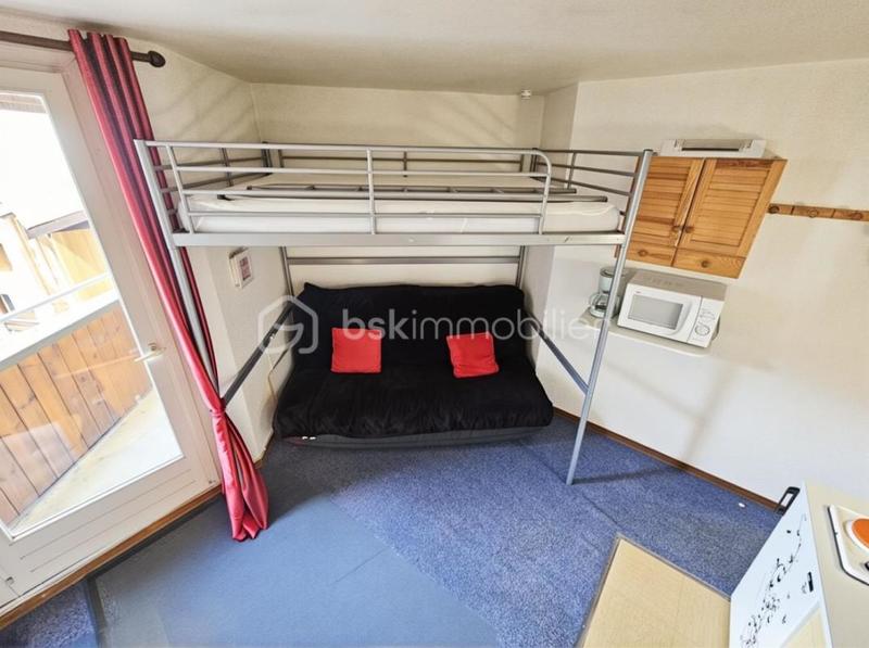 Studio - 15 m² - 1 pièce