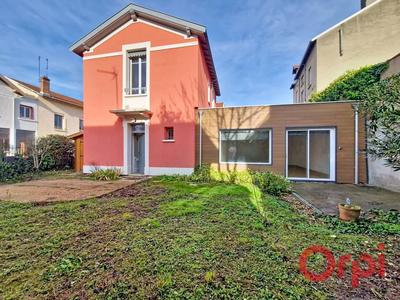 Maison - 112 m² - 4 pièces