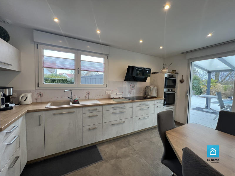 Maison contemporaine - 146 m² - 6 pièces