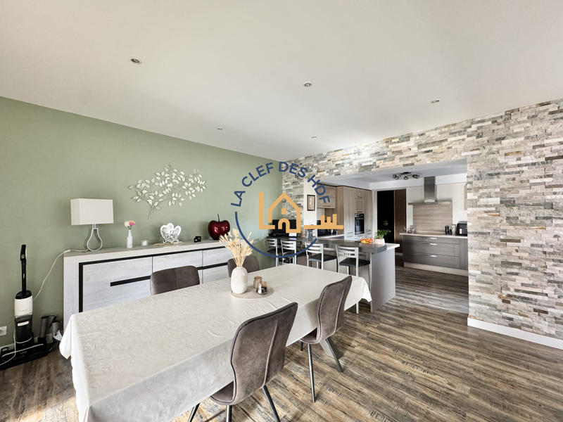 Maison - 155 m² - 6 pièces