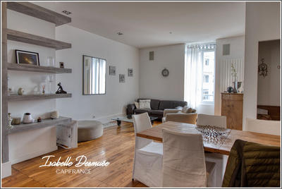 Appartement - 129 m² - 5 pièces