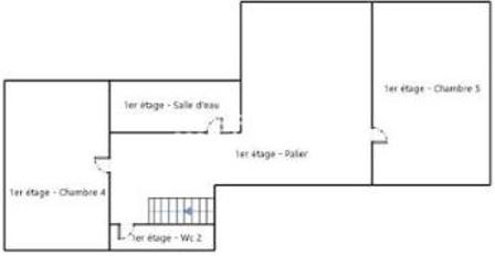 Maison - 234 m² - 8 pièces