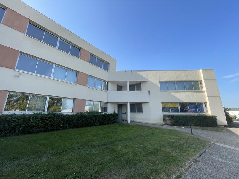 Bureau - 250 m²