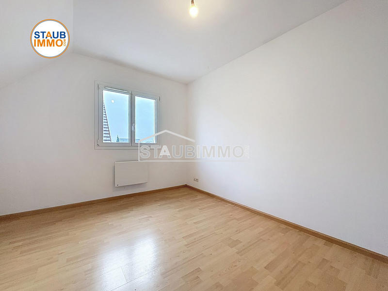 Maison - 93 m² - 5 pièces