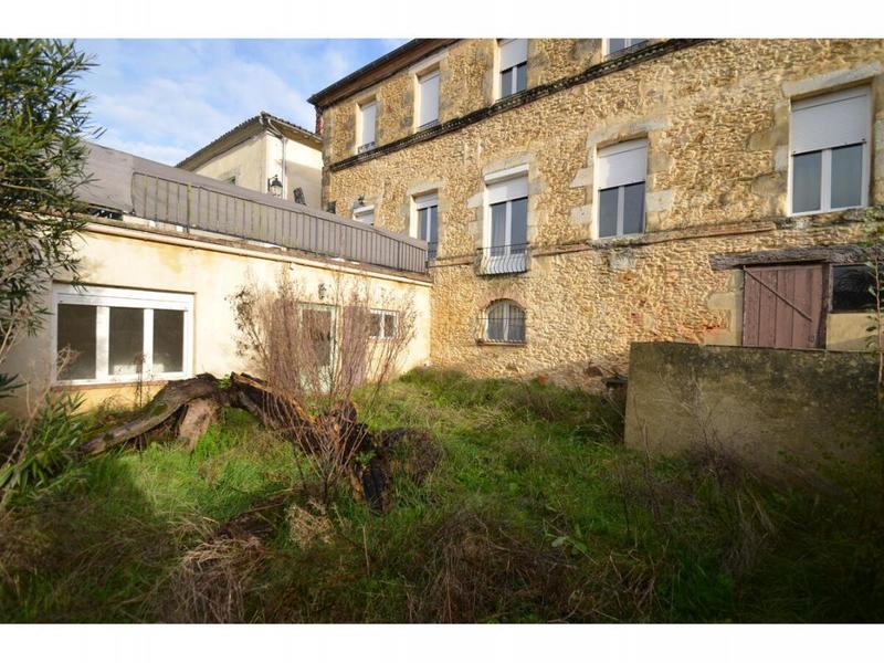 Immeuble - 306 m² - 11 pièces