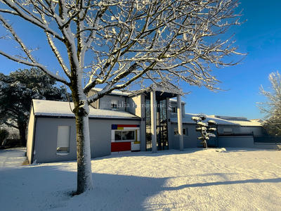 Villa - 391 m² - 8 pièces