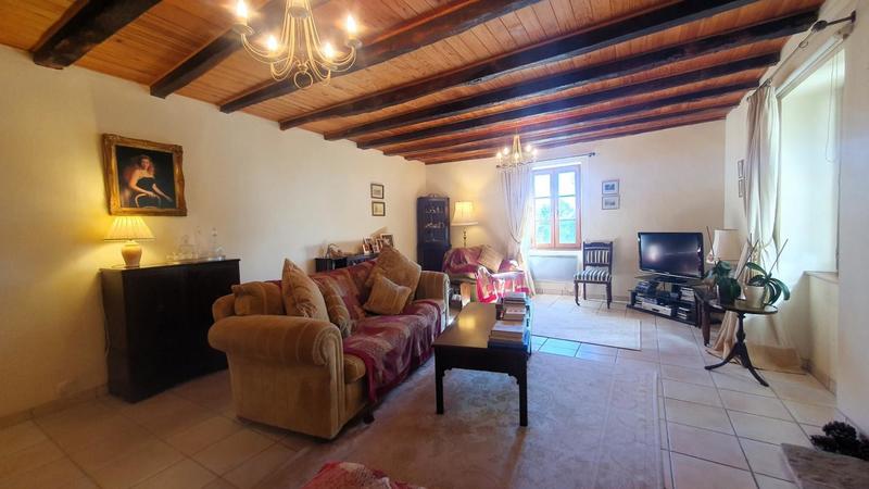 Corps de ferme - 184 m² - 6 pièces