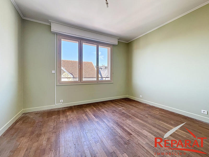 Appartement - 102 m² - 5 pièces