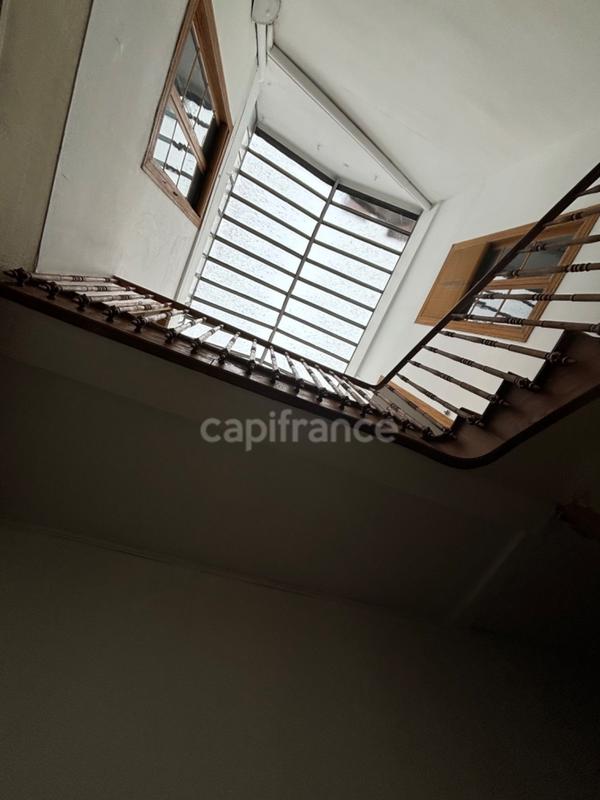 Immeuble - 366 m² - 11 pièces