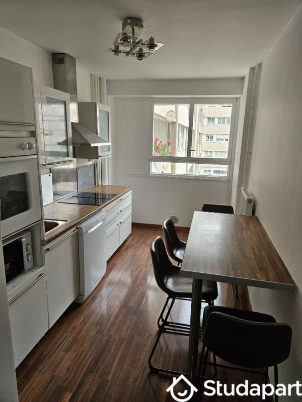 Chambre - 50 m² - 1 pièce