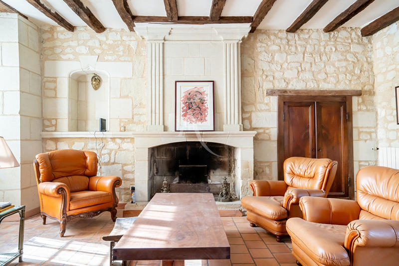 Maison - 304 m² - 10 pièces