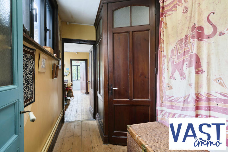 Maison ancienne - 250 m² - 8 pièces