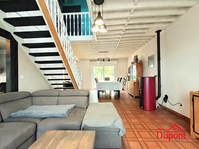 Maison - 202 m² - 8 pièces