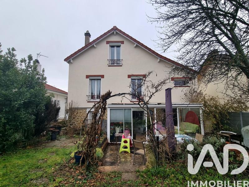 Maison - 88 m² - 5 pièces