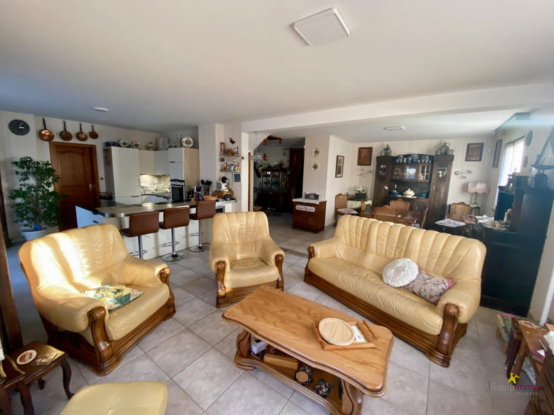 Maison - 170 m² - 7 pièces