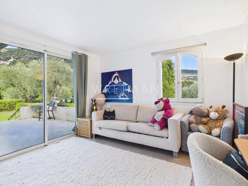 Villa - 240 m² - 7 pièces