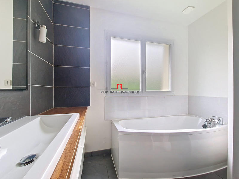 Maison contemporaine - 127 m² - 5 pièces