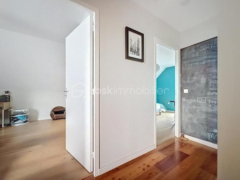 Pavillon - 94 m² - 5 pièces