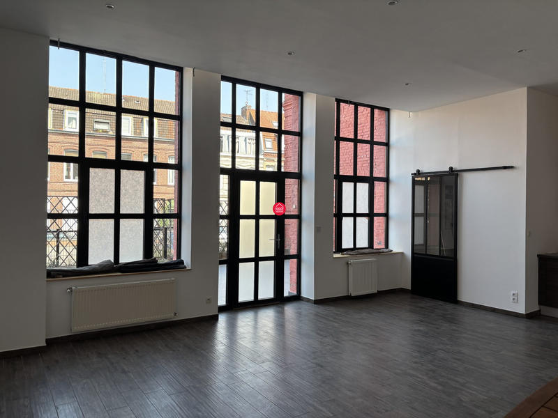 Loft - 88 m² - 3 pièces