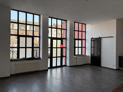 Loft - 88 m² - 3 pièces