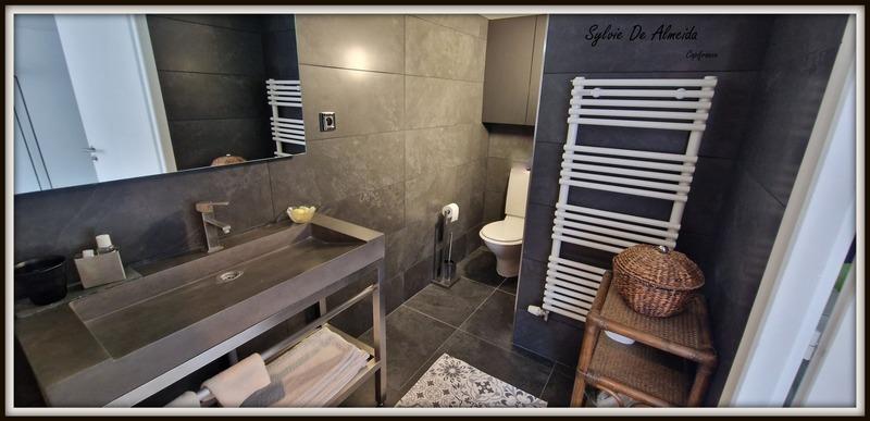 Maison - 326 m² - 6 pièces