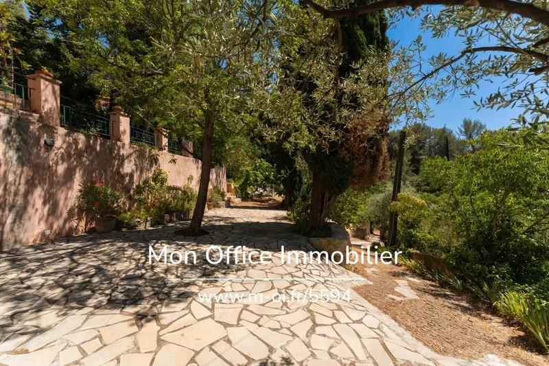 Maison - 165 m² - 7 pièces